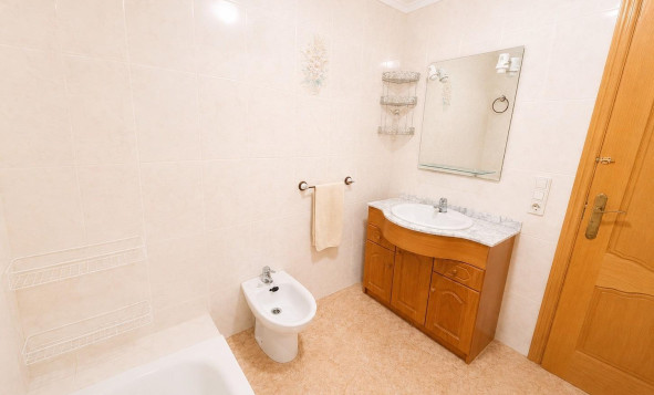 Resale - 1. Apartment / flat - Torrevieja - Costa Blanca South