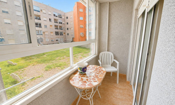 Resale - 1. Apartment / flat - Torrevieja - Costa Blanca South