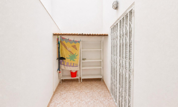 Resale - 1. Apartment / flat - Torrevieja - Costa Blanca South