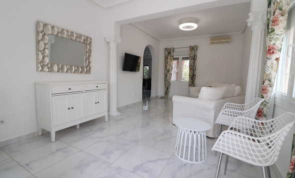 Herverkoop - 3. Vrijstaande villa - Ciudad Quesada - Costa Blanca Zuid