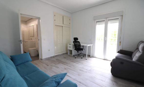 Herverkoop - 3. Vrijstaande villa - Ciudad Quesada - Costa Blanca Zuid