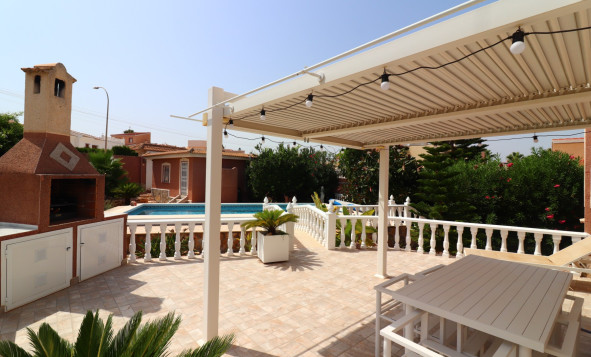 Herverkoop - 3. Vrijstaande villa - Ciudad Quesada - Costa Blanca Zuid