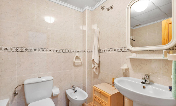 Herverkoop - 1. Appartement / flat - Torrevieja - Costa Blanca Zuid
