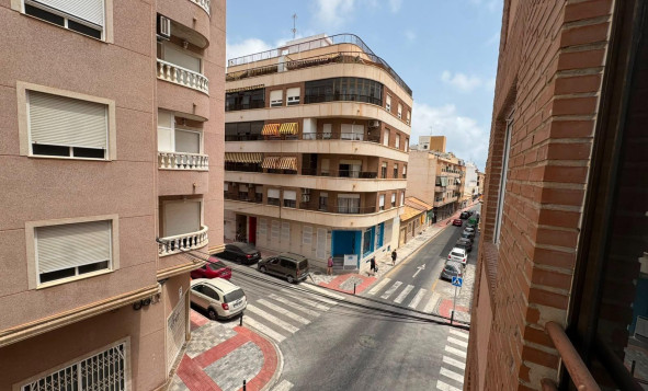 Resale - 1. Apartment / flat - Torrevieja - Costa Blanca South
