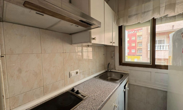 Resale - 1. Apartment / flat - Torrevieja - Costa Blanca South
