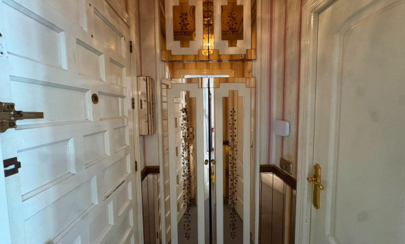 Resale - 1. Apartment / flat - Torrevieja - Costa Blanca South