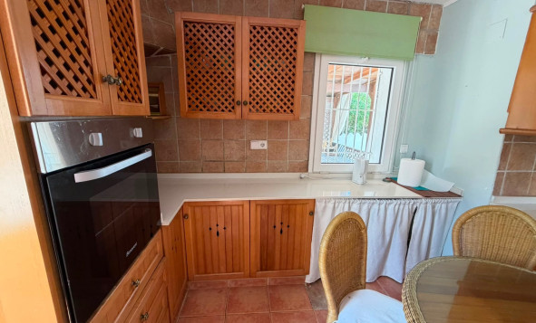 Herverkoop - 3. Vrijstaande villa - Orihuela - Costa Blanca Zuid
