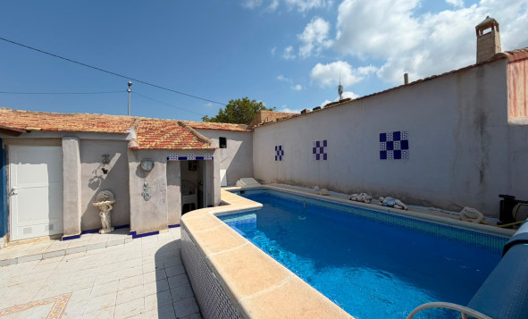 Herverkoop - 3. Vrijstaande villa - Orihuela - Costa Blanca Zuid
