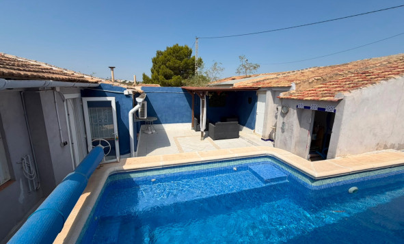 Herverkoop - 3. Vrijstaande villa - Orihuela - Costa Blanca Zuid