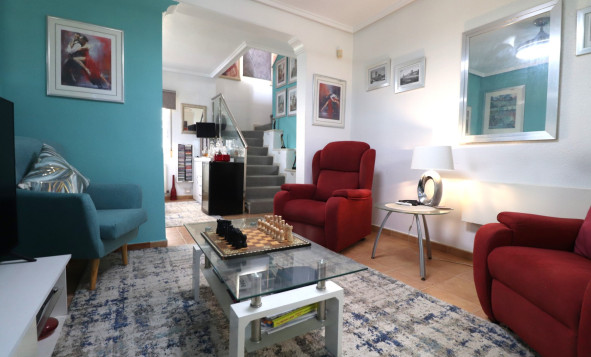 Herverkoop - 3. Vrijstaande villa - Algorfa - Costa Blanca Zuid