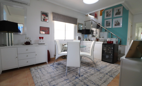 Herverkoop - 3. Vrijstaande villa - Algorfa - Costa Blanca Zuid
