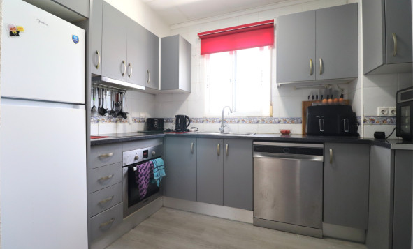 Herverkoop - 3. Vrijstaande villa - Algorfa - Costa Blanca Zuid