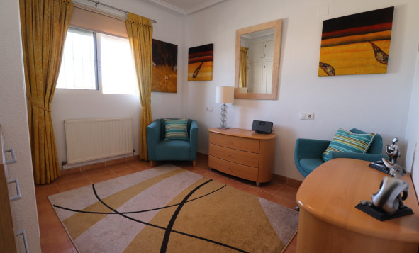 Herverkoop - 3. Vrijstaande villa - Algorfa - Costa Blanca Zuid
