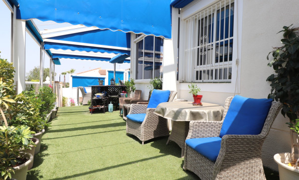 Herverkoop - 3. Vrijstaande villa - Algorfa - Costa Blanca Zuid