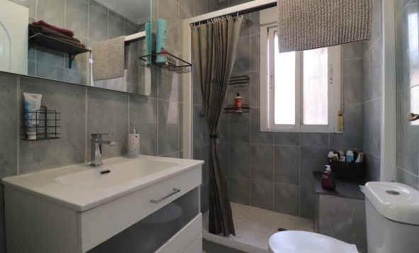 Herverkoop - 4. Halfvrijstaande villa - Benijófar - Costa Blanca Zuid