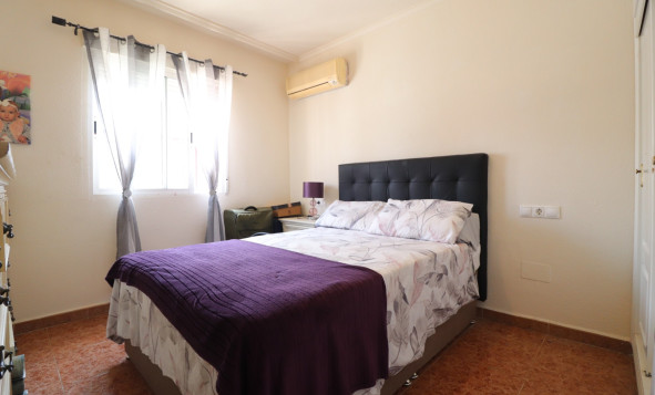 Herverkoop - 4. Halfvrijstaande villa - Benijófar - Costa Blanca Zuid