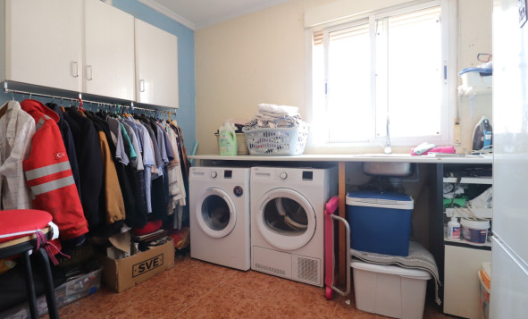 Herverkoop - 4. Halfvrijstaande villa - Benijófar - Costa Blanca Zuid