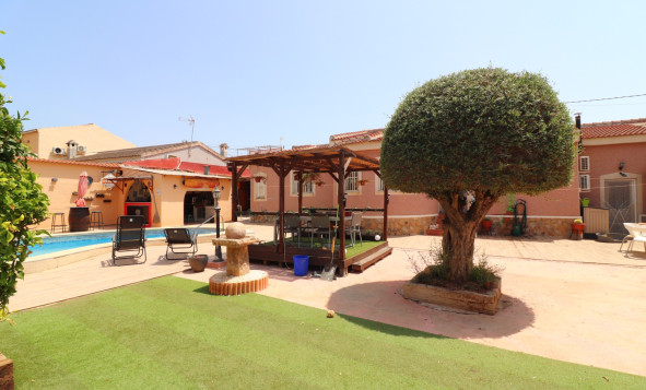Herverkoop - 4. Halfvrijstaande villa - Benijófar - Costa Blanca Zuid