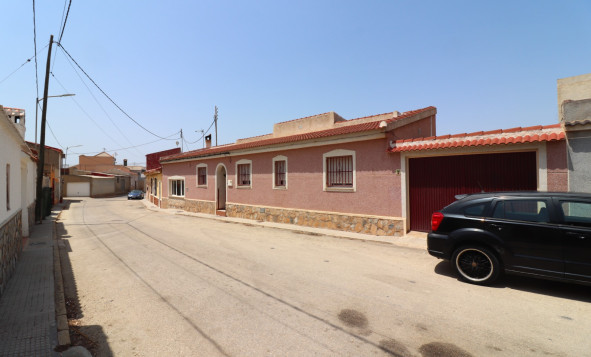 Herverkoop - 4. Halfvrijstaande villa - Benijófar - Costa Blanca Zuid