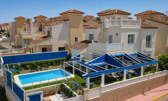 Herverkoop - 3. Vrijstaande villa - Algorfa - Costa Blanca Zuid