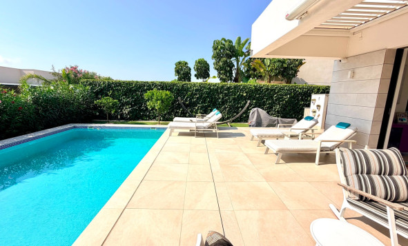 Herverkoop - 3. Vrijstaande villa - Los Montesinos - Costa Blanca Zuid