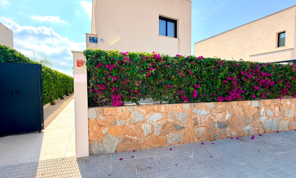 Herverkoop - 3. Vrijstaande villa - Los Montesinos - Costa Blanca Zuid