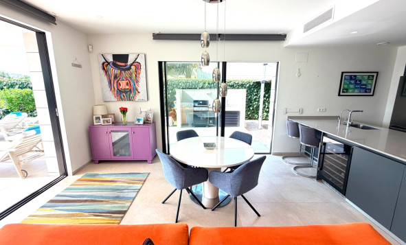 Herverkoop - 3. Vrijstaande villa - Los Montesinos - Costa Blanca Zuid