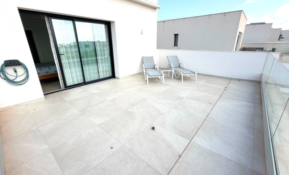 Herverkoop - 3. Vrijstaande villa - Los Montesinos - Costa Blanca Zuid