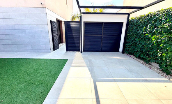 Herverkoop - 3. Vrijstaande villa - Los Montesinos - Costa Blanca Zuid