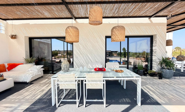 Herverkoop - 3. Vrijstaande villa - Pinoso - Costa Blanca Noord