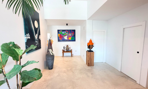 Herverkoop - 3. Vrijstaande villa - Pinoso - Costa Blanca Noord