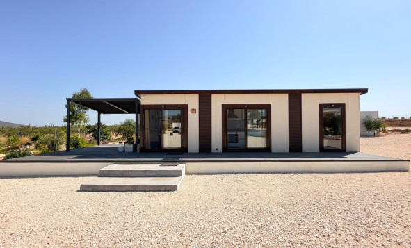 Herverkoop - 3. Vrijstaande villa - Pinoso - Costa Blanca Noord