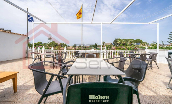 Herverkoop - 3. Vrijstaande villa - Gea y Truyols - Costa Calida