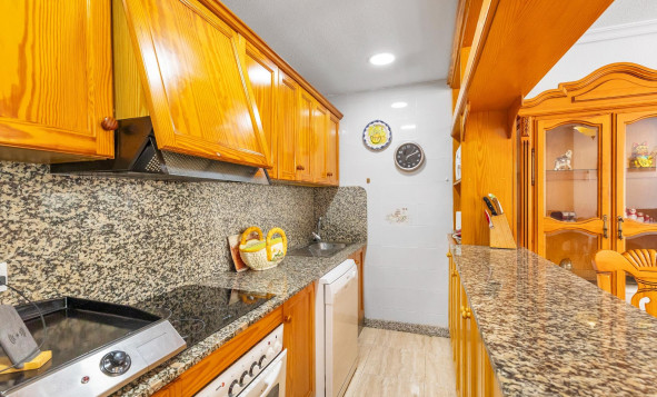 Resale - 1. Apartment / flat - Torrevieja - Costa Blanca South
