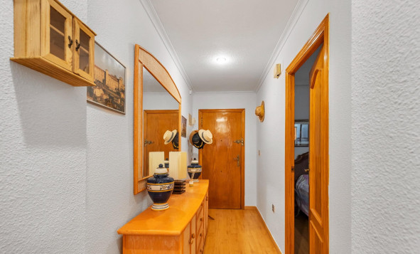 Resale - 1. Apartment / flat - Torrevieja - Costa Blanca South