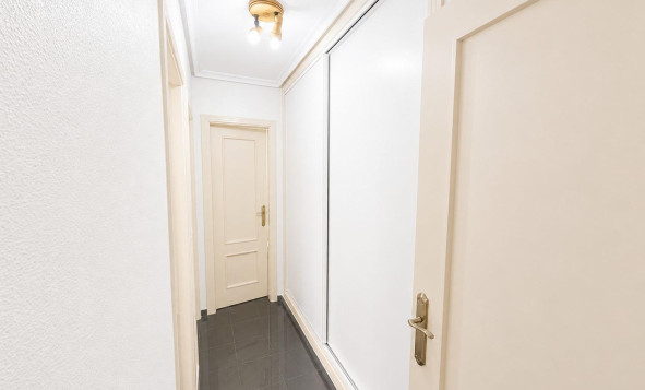 Resale - 1. Apartment / flat - Torrevieja - Costa Blanca South