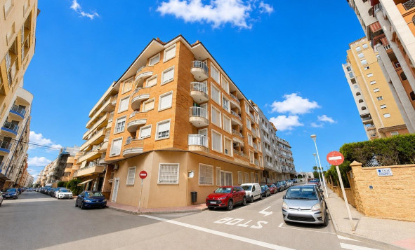 Resale - 1. Apartment / flat - Torrevieja - Costa Blanca South