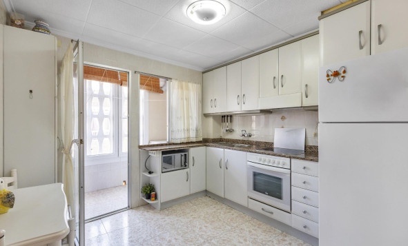 Herverkoop - 1. Appartement / flat - Torrevieja - Costa Blanca Zuid