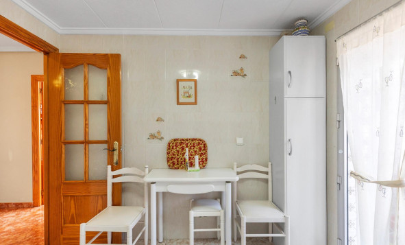 Herverkoop - 1. Appartement / flat - Torrevieja - Costa Blanca Zuid