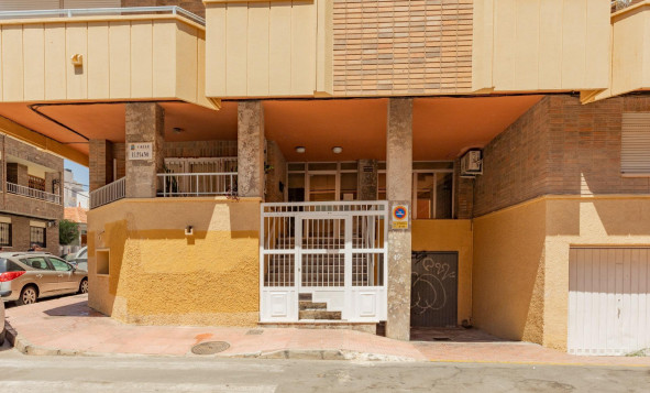 Herverkoop - 1. Appartement / flat - Torrevieja - Costa Blanca Zuid