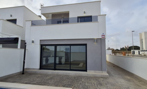 Obra nueva - Villa - Orihuela Costa