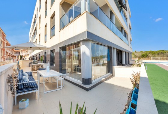 Resale - Apartment - La Mata - Torrevieja