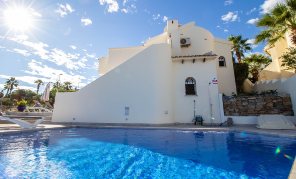 Resale - Villa - Orihuela Costa