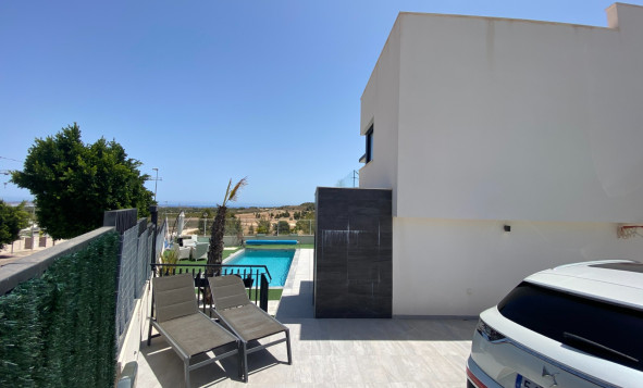 Herverkoop - Villa - San Miguel de Salinas - Orihuela Costa