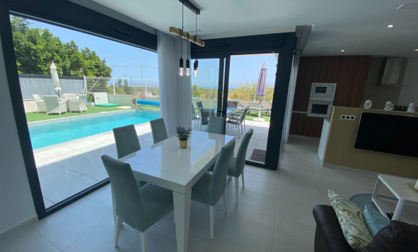 Reventa - Villa - San Miguel de Salinas - Orihuela Costa