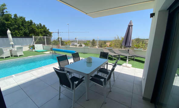 Reventa - Villa - San Miguel de Salinas - Orihuela Costa