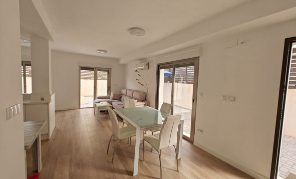 Herverkoop - Semi-detached - Cox - Orihuela