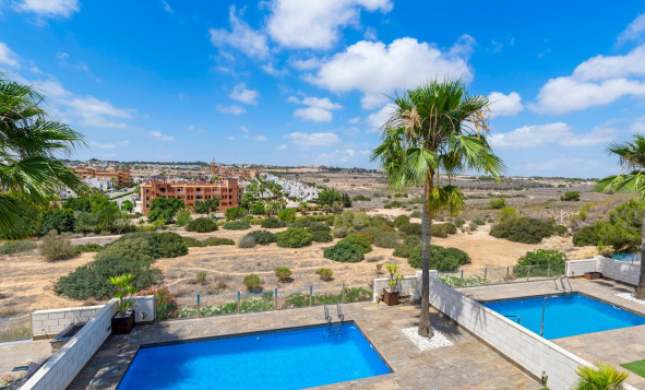 Reventa - Villa - Villamartin - Orihuela Costa