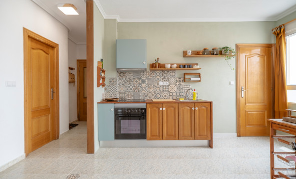 Resale - Apartment - Los Montesinos - Torrevieja