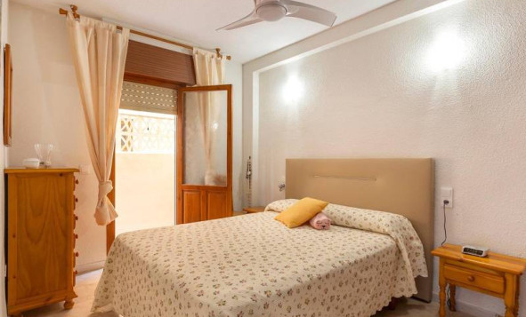 Herverkoop - 1. Appartement / flat - Torrevieja - Costa Blanca Zuid